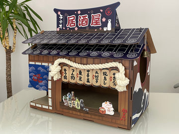 Japanese Cat House with Scratch Pad