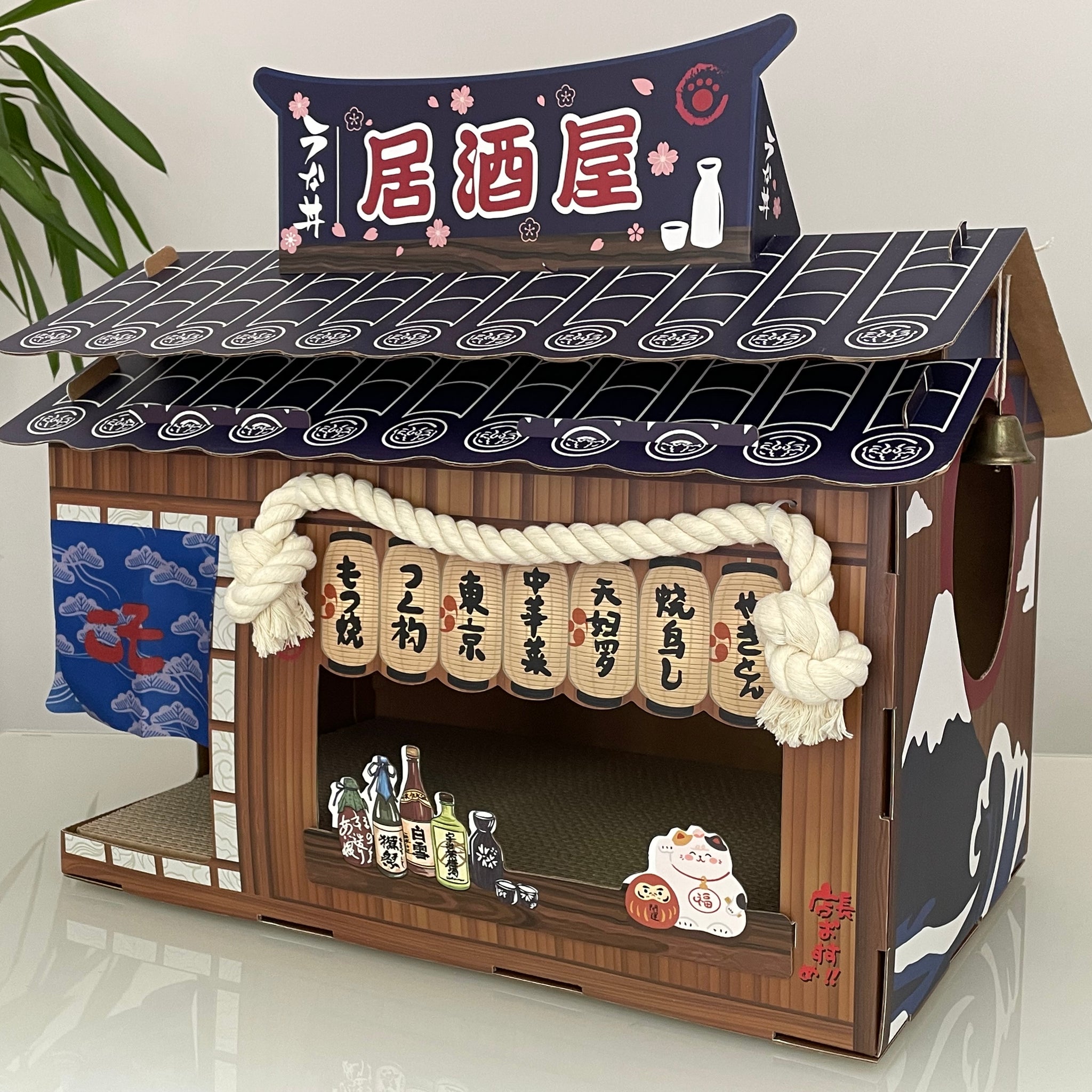 Japanese Cat House with Scratch Pad