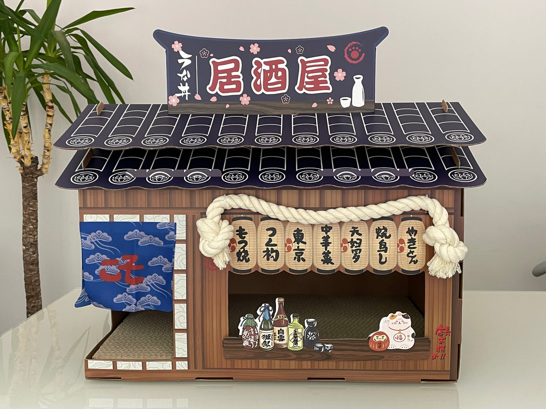 Japanese Cat House with Scratch Pad
