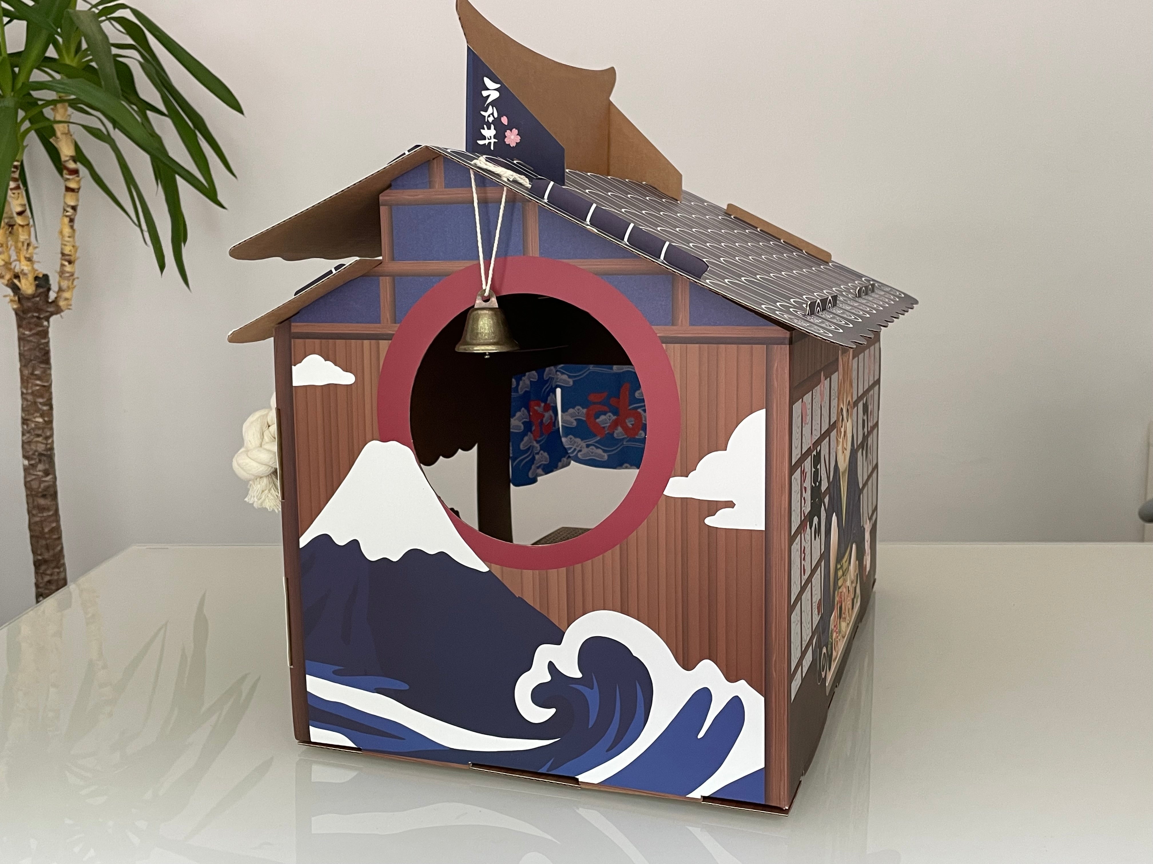 Japanese Cat House with Scratch Pad