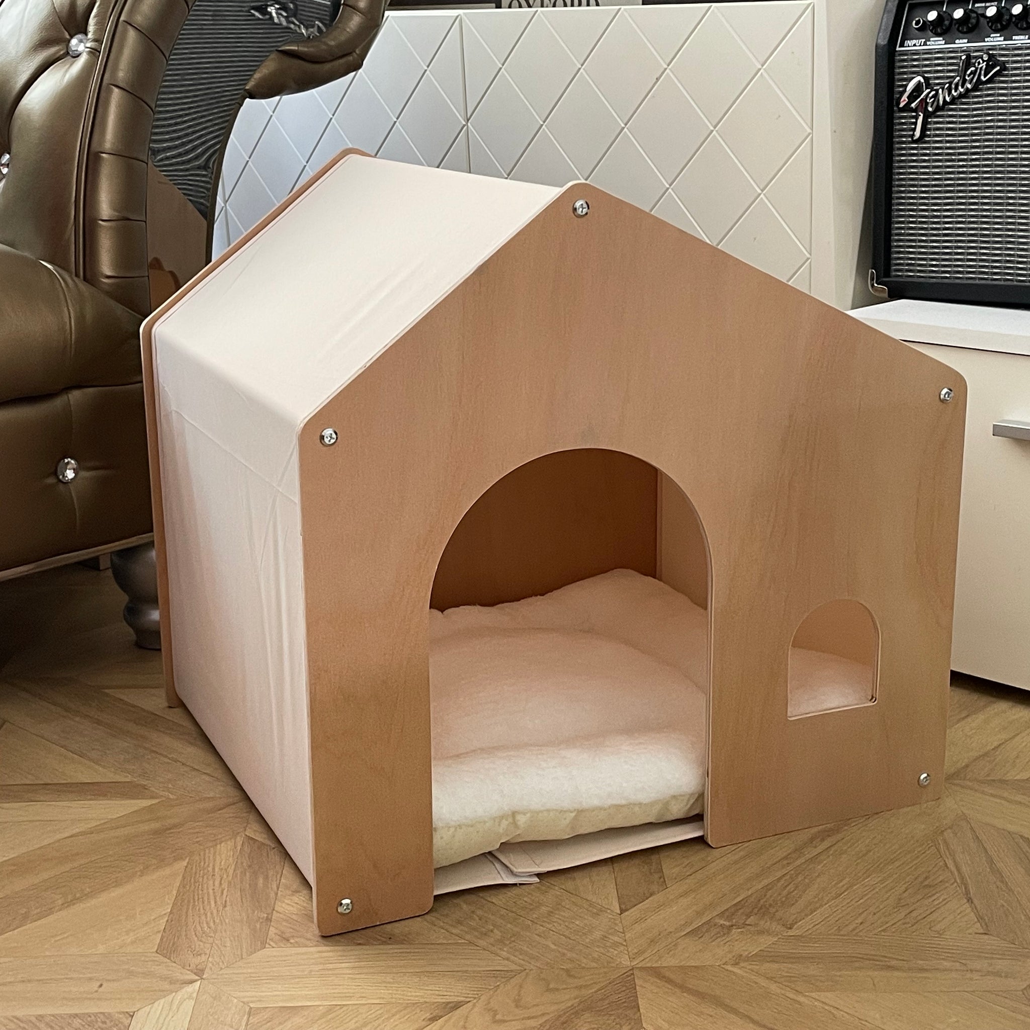 Minimalist Indoor Pet Cabin
