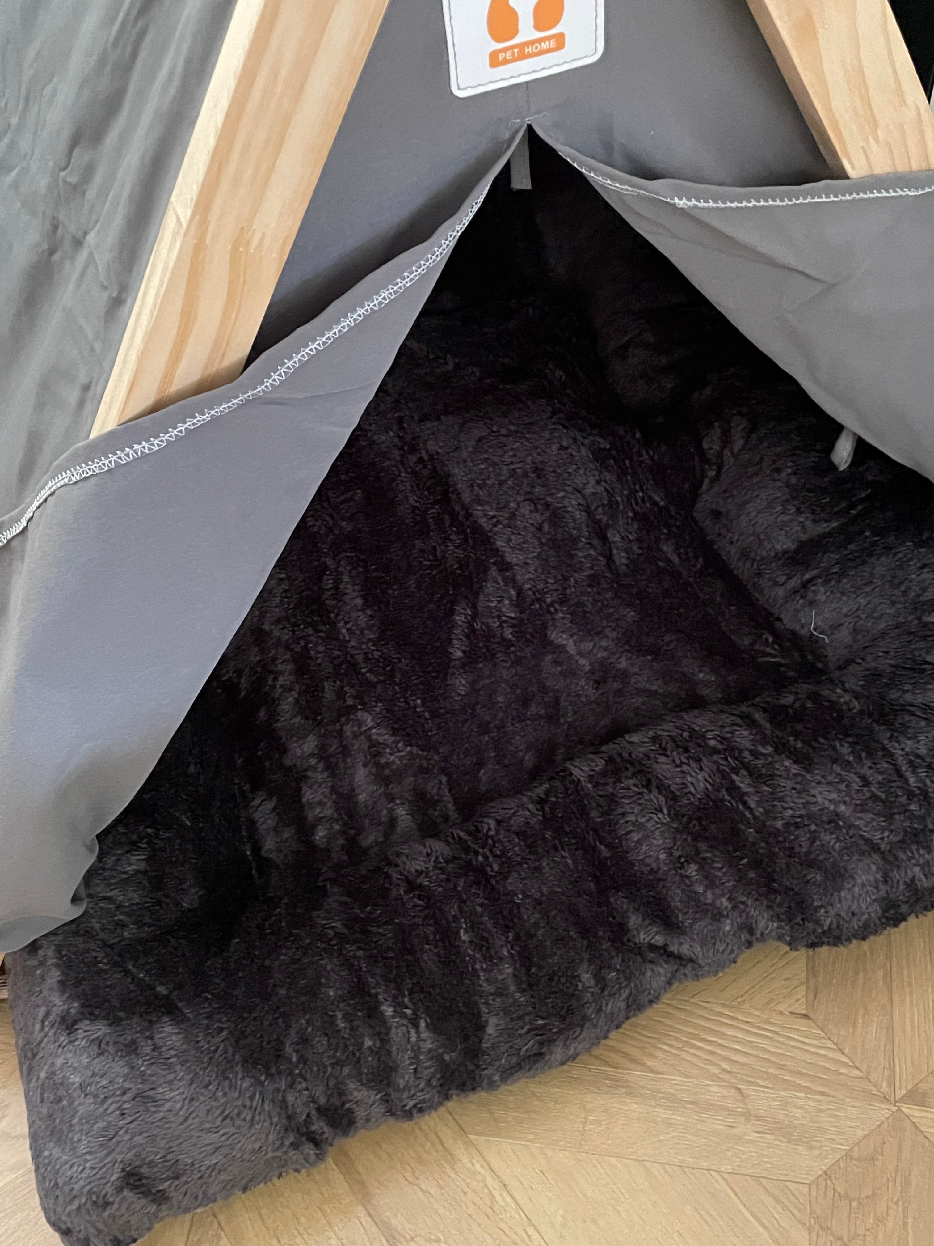 Whiskery Teepee Retreat – Pet Tent with Cushions & Mat