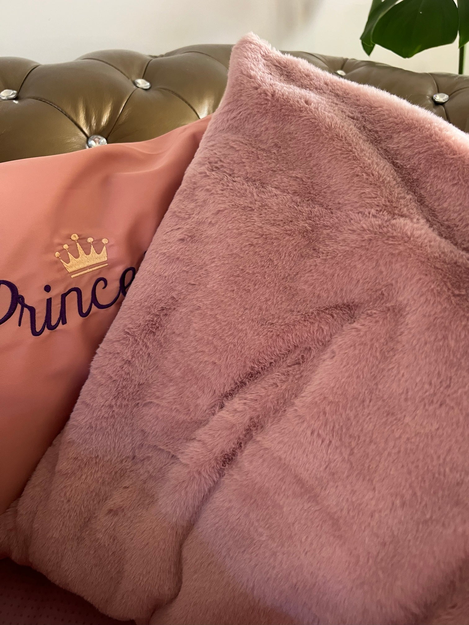 Personalised Princess Ride Booster – Blush Pink Pet Car Seat Bed with Name Embroidery